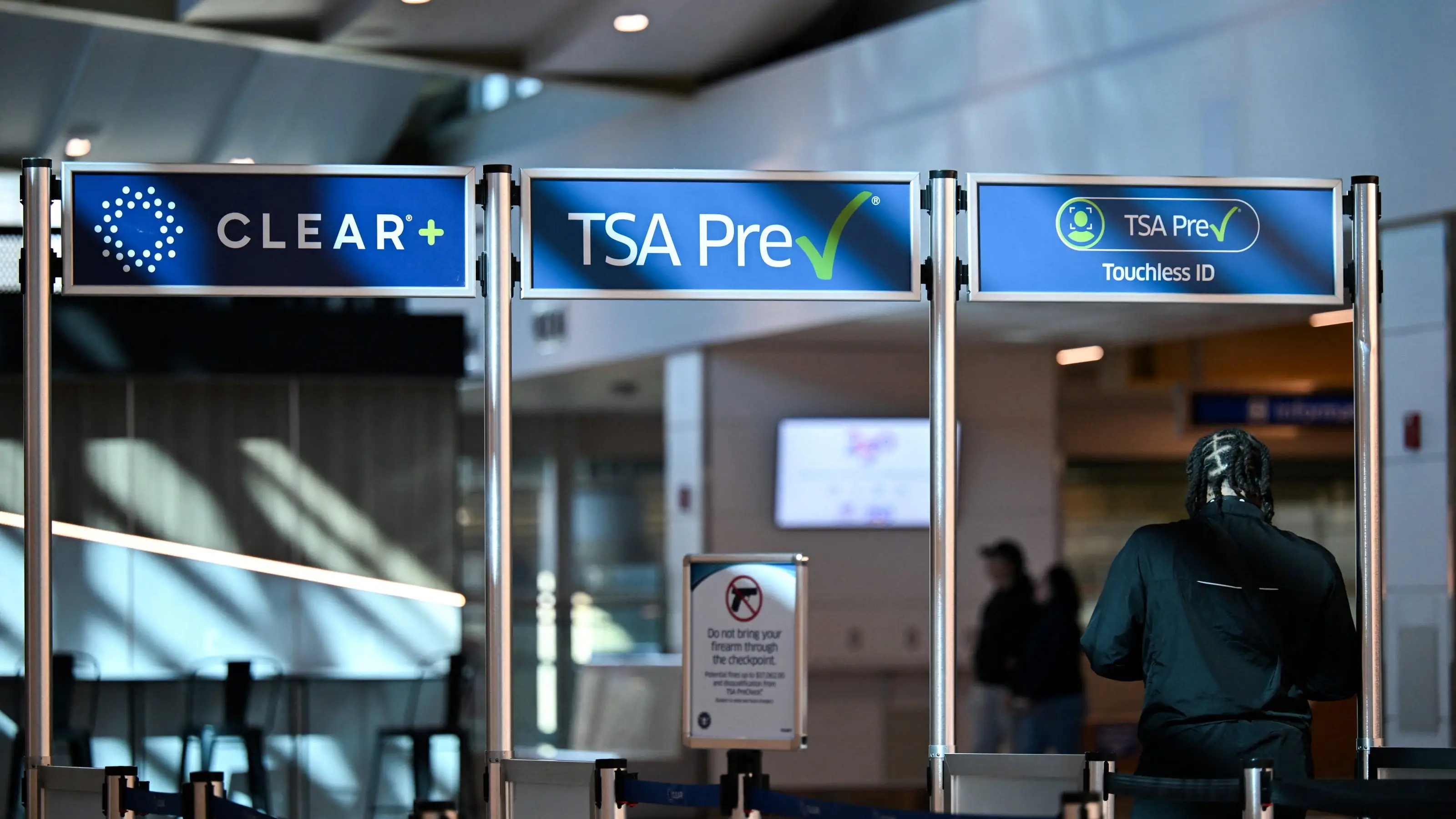How to check TSA wait times amid partial shutdown impacts